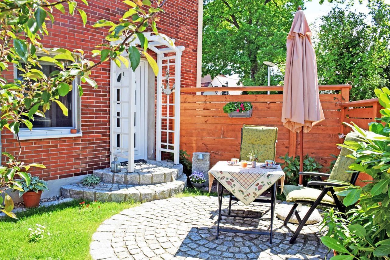 Ferienhaus Zum Hafen In Altefaehr Екстер'єр фото