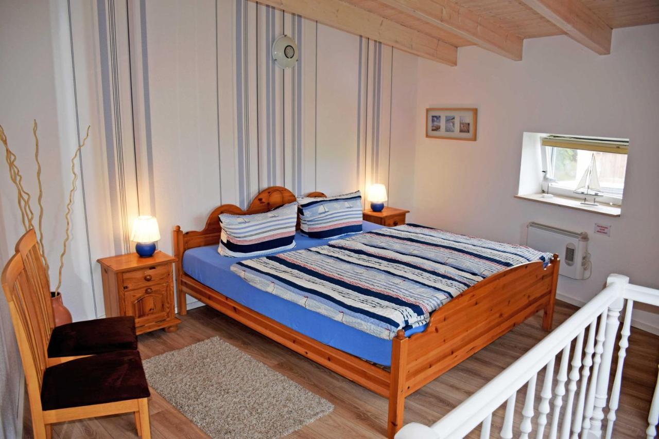 Ferienhaus Zum Hafen In Altefaehr Екстер'єр фото